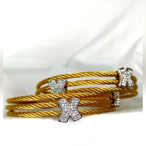 BNWOT Gold Bangles - Picture 12 of 12